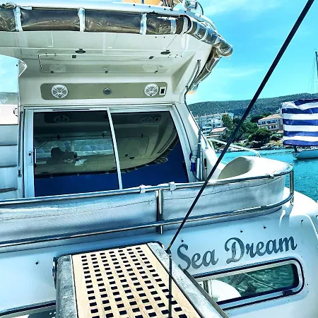 Seadream